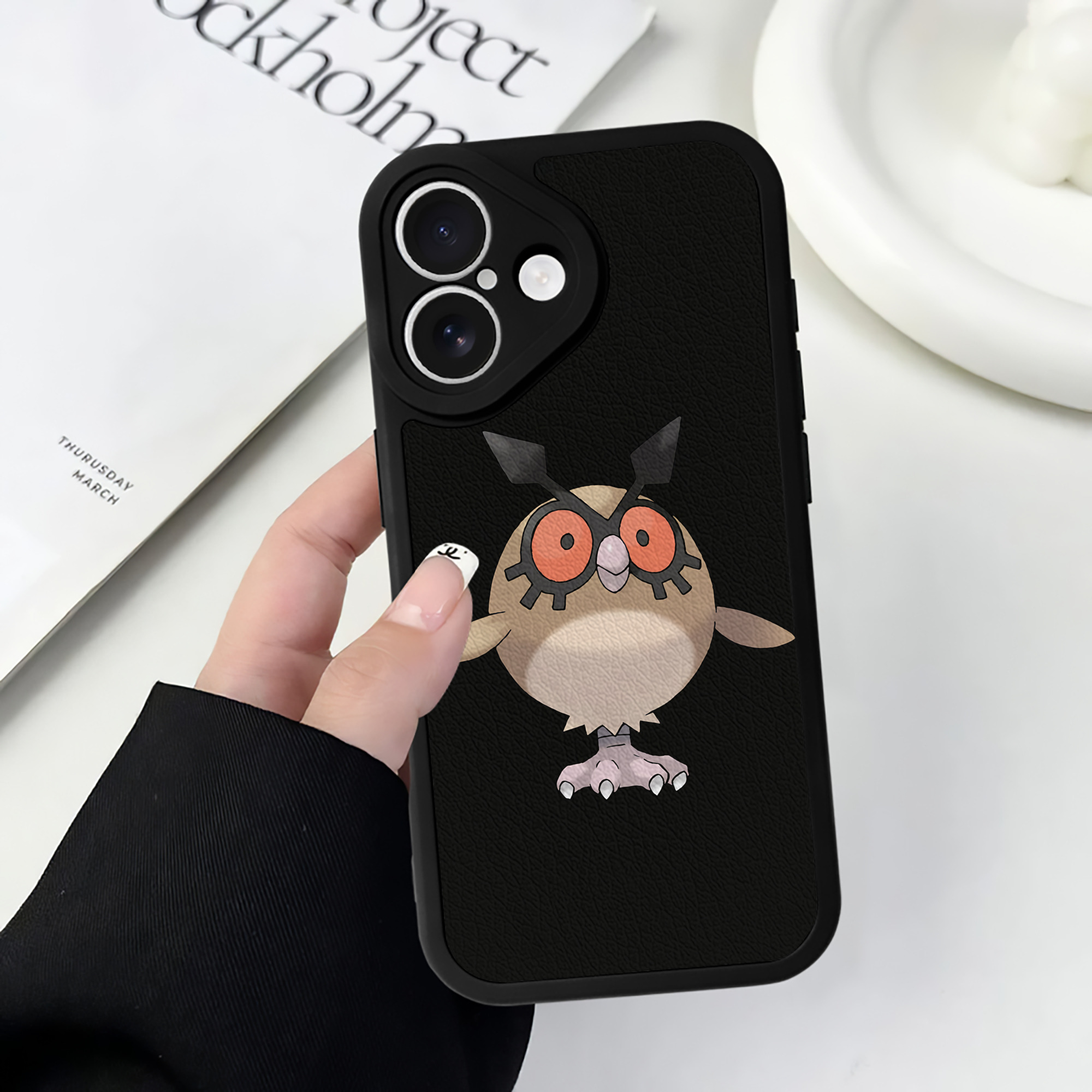 （画像用） ポケットモンスター Pokémon 【iPhone 16シリーズ対応】シリコンスマホケース（レザー調） 材質：シリコン
